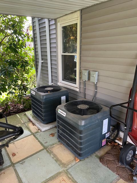 Tiny photo for 15 Roberts Avenue, Watertown, CT 06795 (MLS # 24137218)