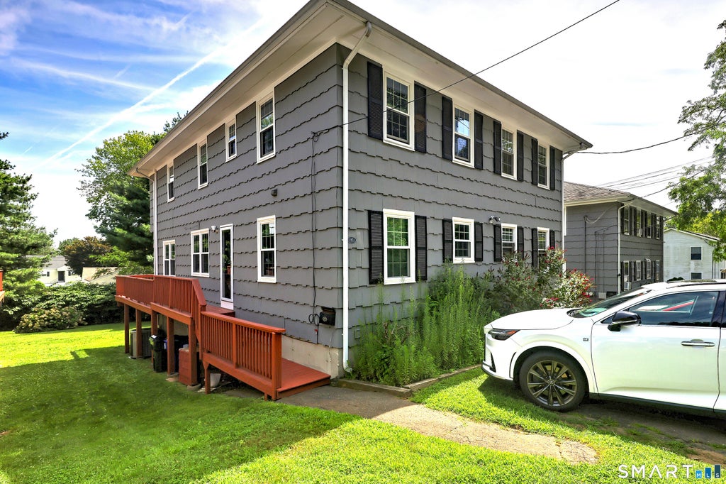 Photo of 82 Sunrise Avenue #82, Fairfield, CT 06824 (MLS # 24191048)