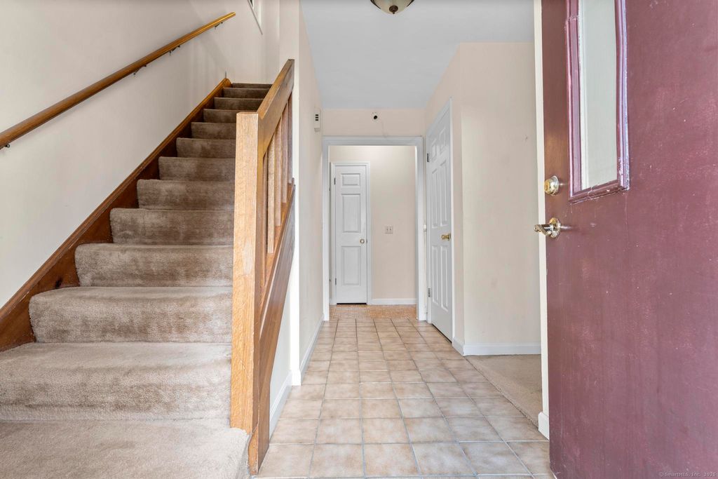 Photo of 34 Morgan Avenue, Danbury, CT 06810 (MLS # 24137701)