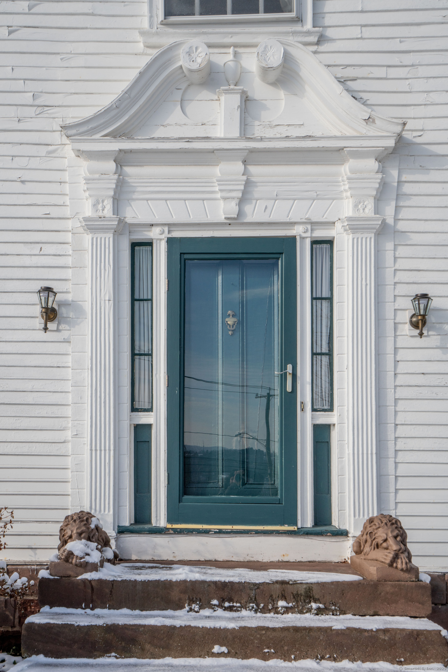 Property for Sale at Washington Street, Middletown, Connecticut - Bedrooms: 5 
Bathrooms: 2 
Rooms: 15  - $675,000