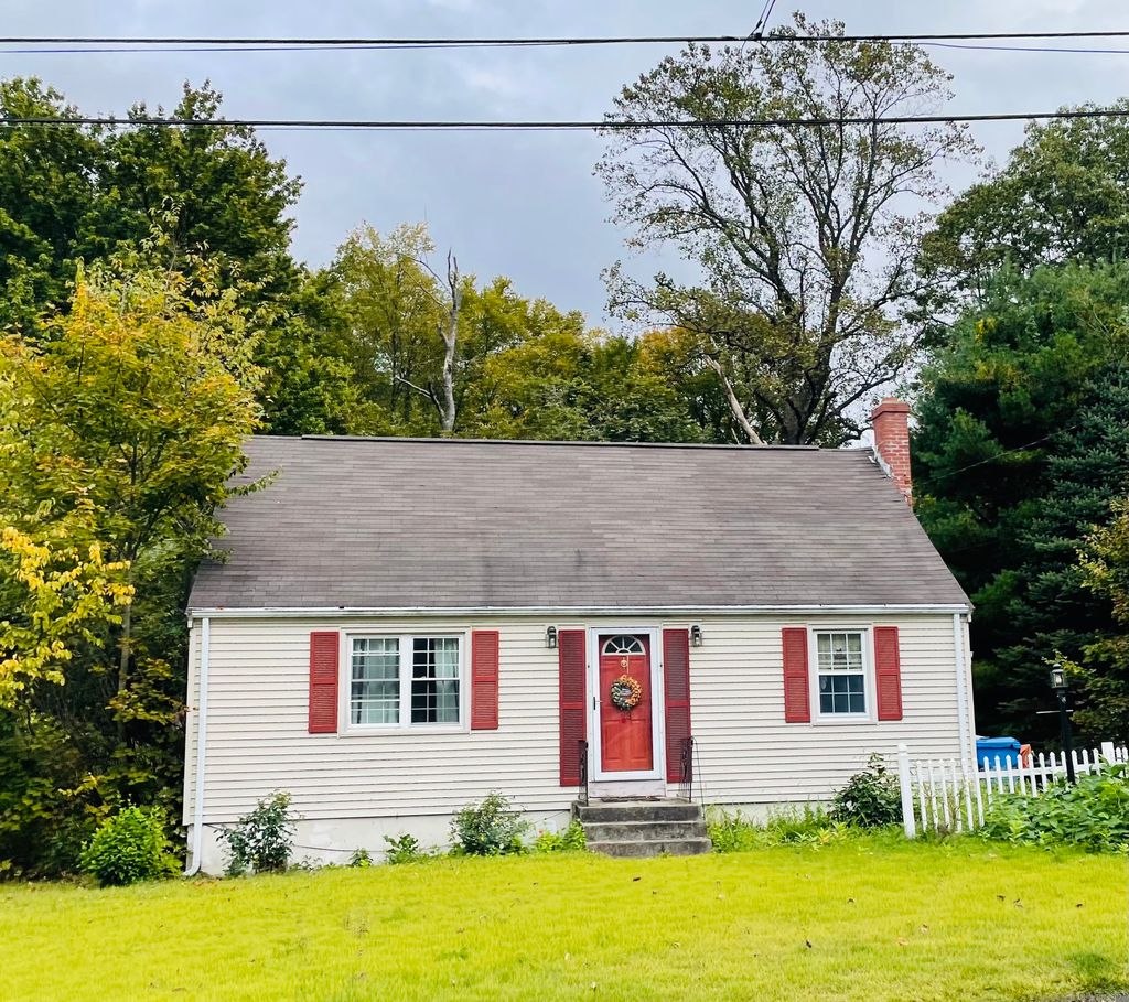 Photo of 53 Harvest Lane, Bristol, CT 06010 (MLS # 24132938)