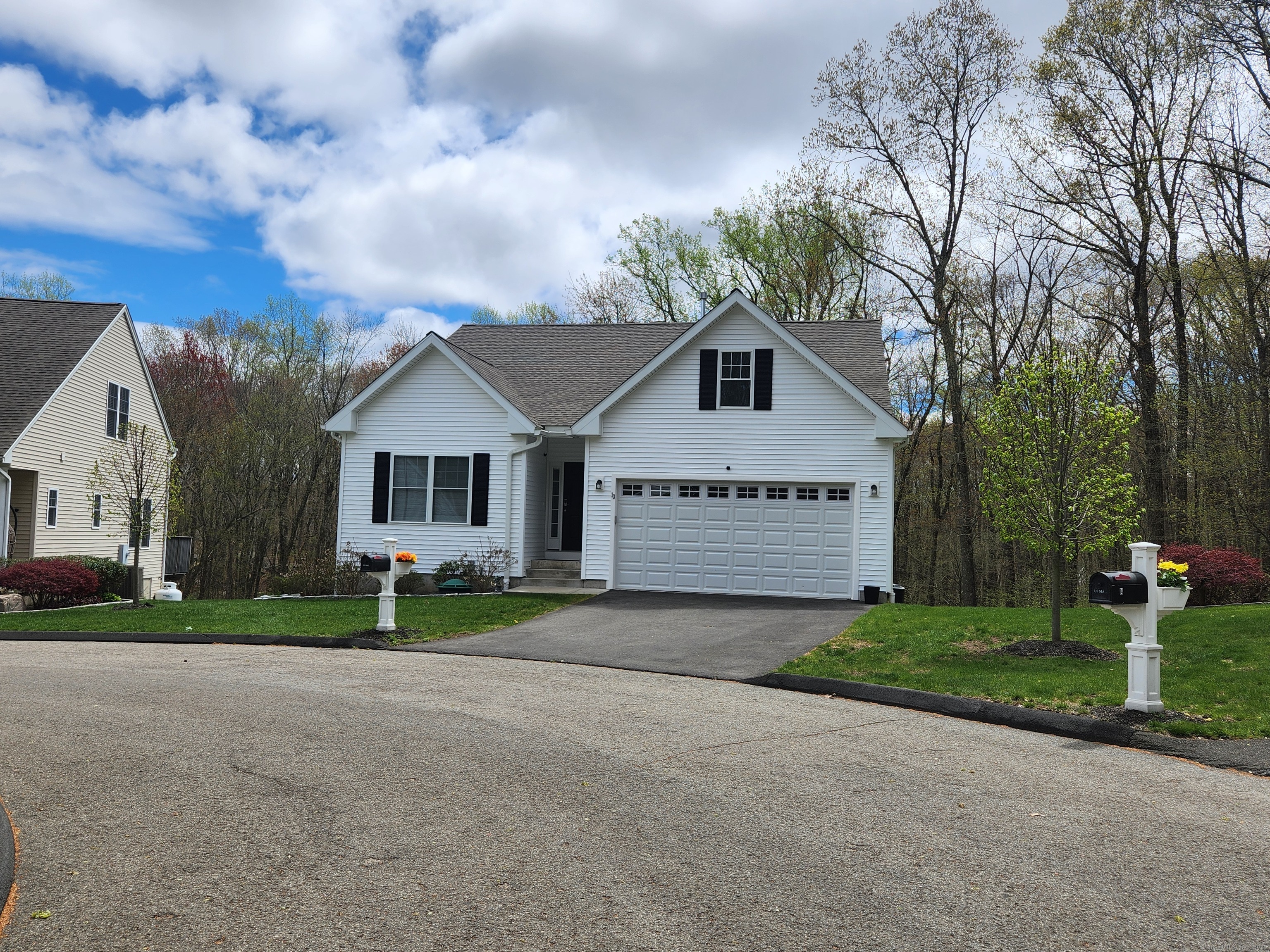 286 Beth Lane #APT 13, Waterbury, Connecticut image 2