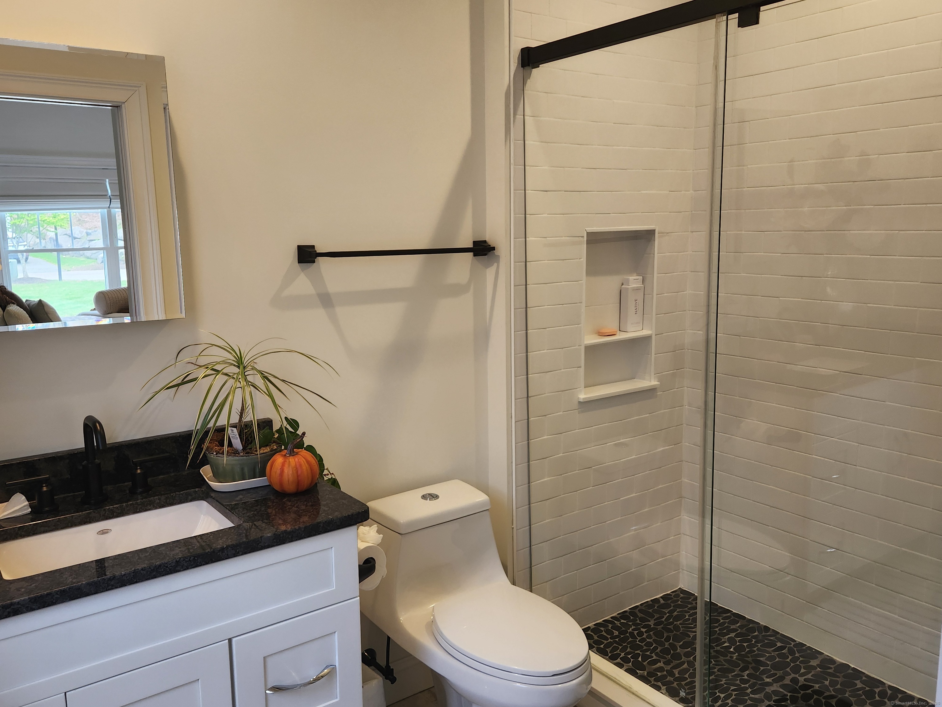 286 Beth Lane #APT 13, Waterbury, Connecticut image 14