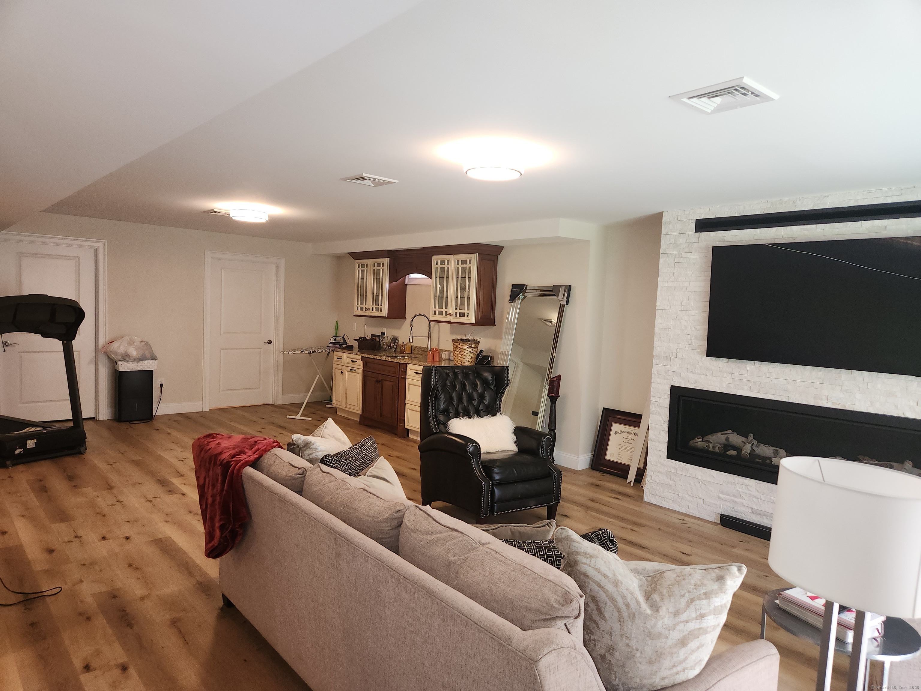 286 Beth Lane #APT 13, Waterbury, Connecticut image 21