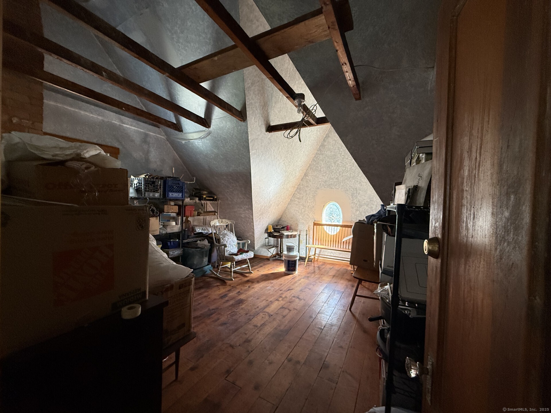 Hartford, Connecticut 06106, United States, 4 Bedrooms Bedrooms, ,3 BathroomsBathrooms,Residential,Pending,221264