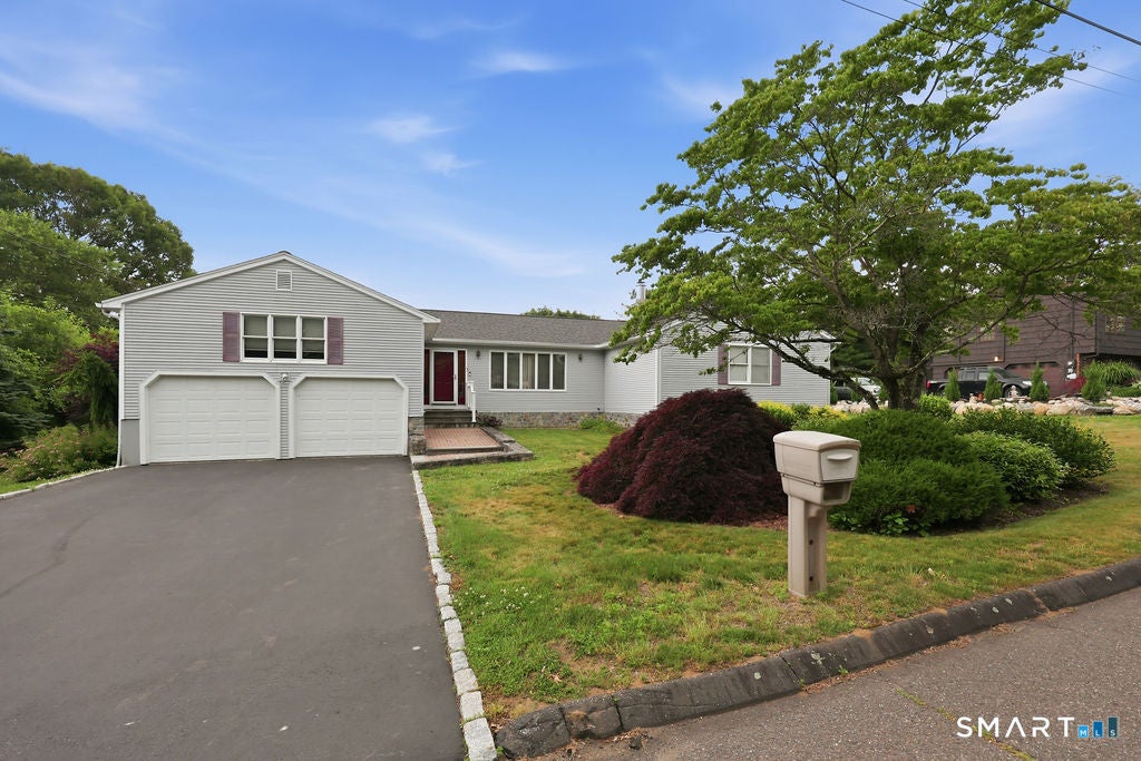 7 Dogwood Drive