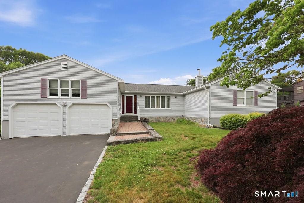 7 Dogwood Drive