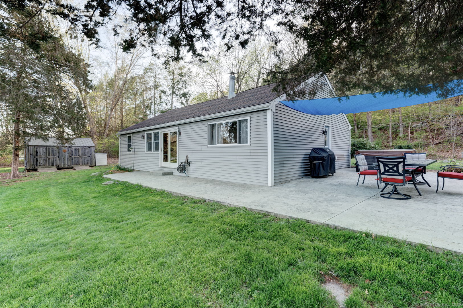 42 Townes Lane, Thompson, Connecticut image 17