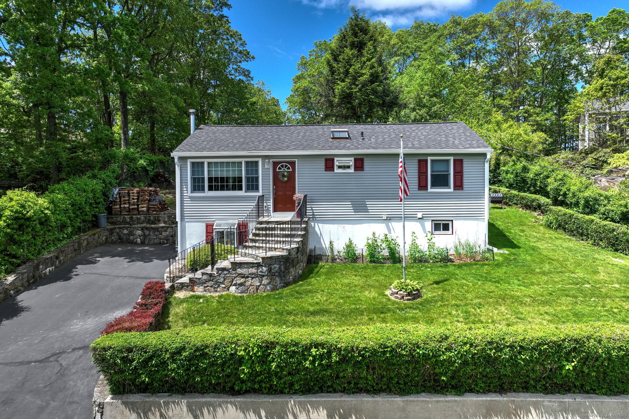 16 Stephen Street, Derby, Connecticut image 1