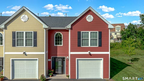 Photo of 19 Gillette Way #19, Bristol, CT 06010 (MLS # 24196640)
