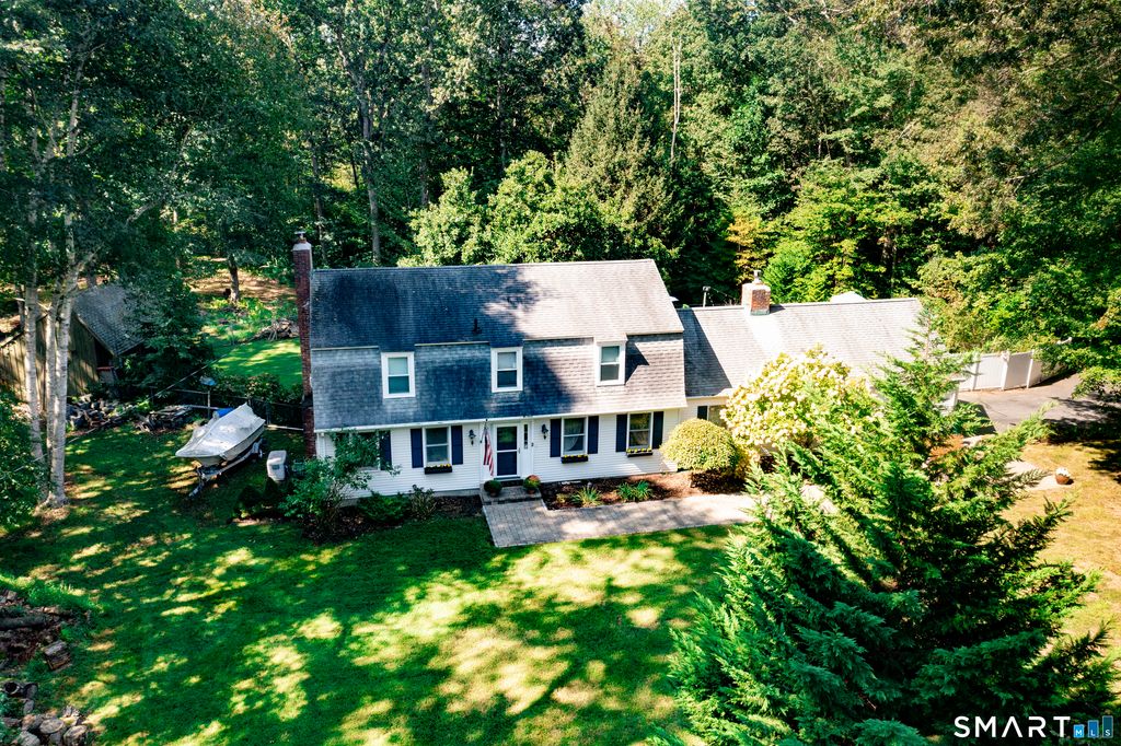 Photo of 185 Ingham Hill Road, Old Saybrook, CT 06475 (MLS # 24154527)