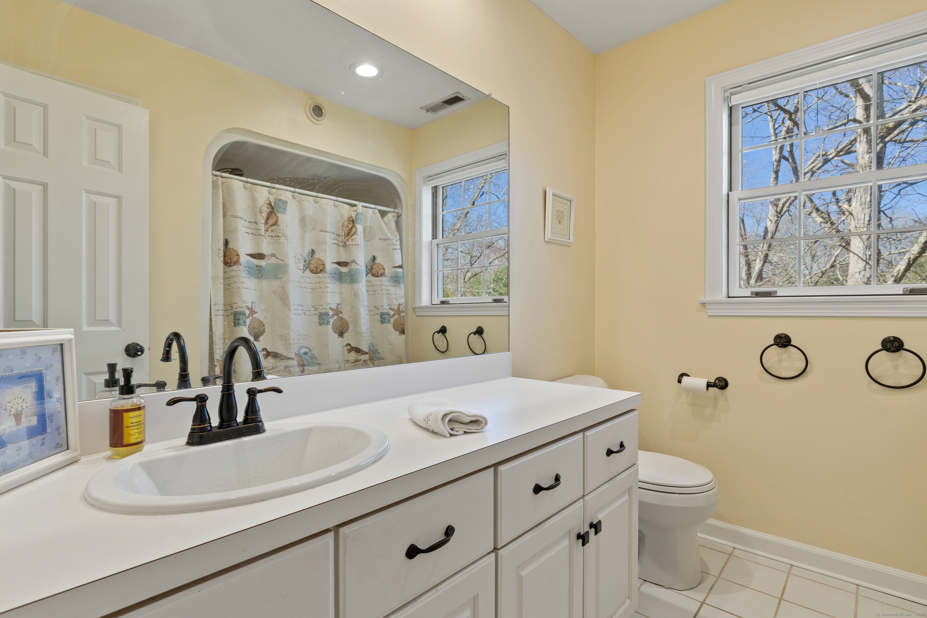 66 Beekman Place, Madison, Connecticut image 25