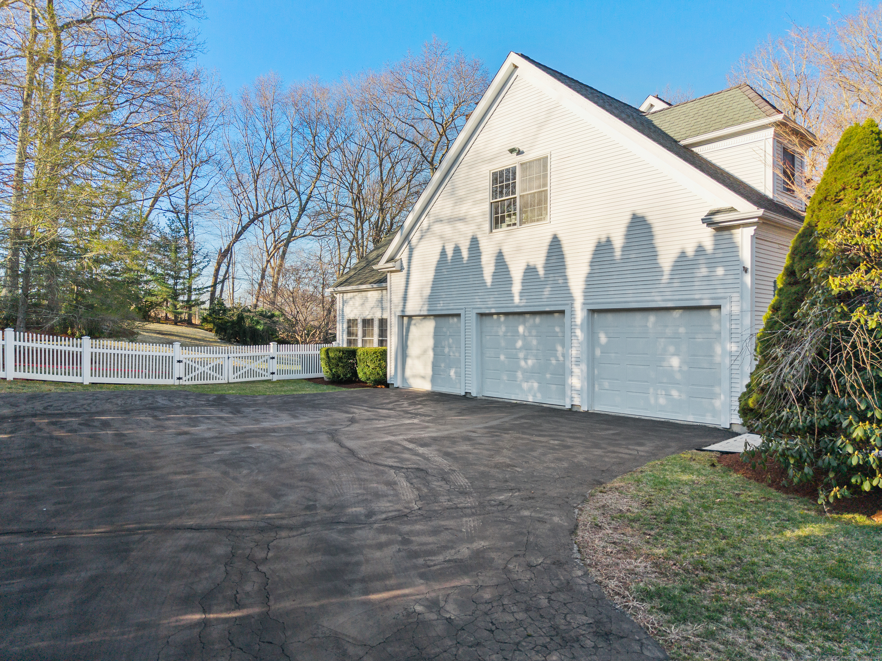 66 Beekman Place, Madison, Connecticut image 39