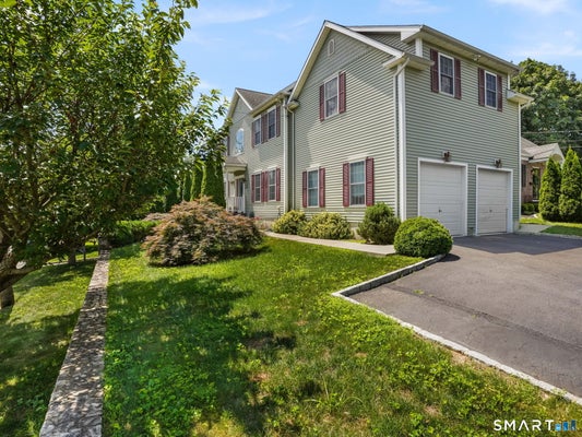56 BARHOLM AVE, STAMFORD, CT 06907 - Image f5e4e7d4515b3f35c96392abb748088b/2369907700