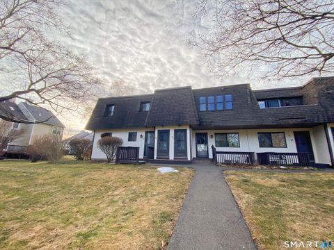 83 Landing Circle 83 Suffield CT 06078