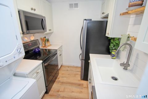 Tiny photo for 83 Landing Circle #83, Suffield, CT 06078 (MLS # 24148212)