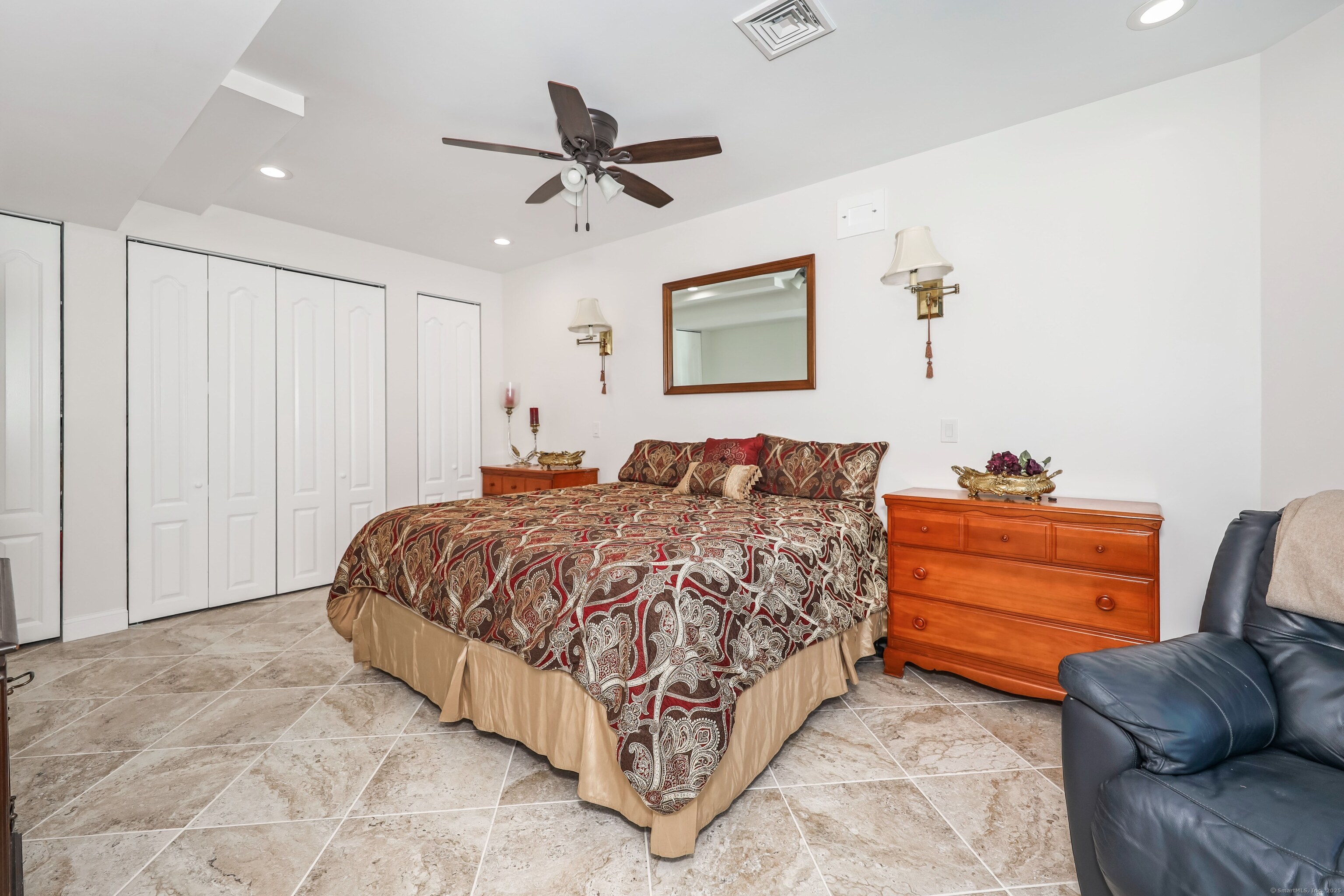 76 Hempel Drive, Wolcott, Connecticut image 32