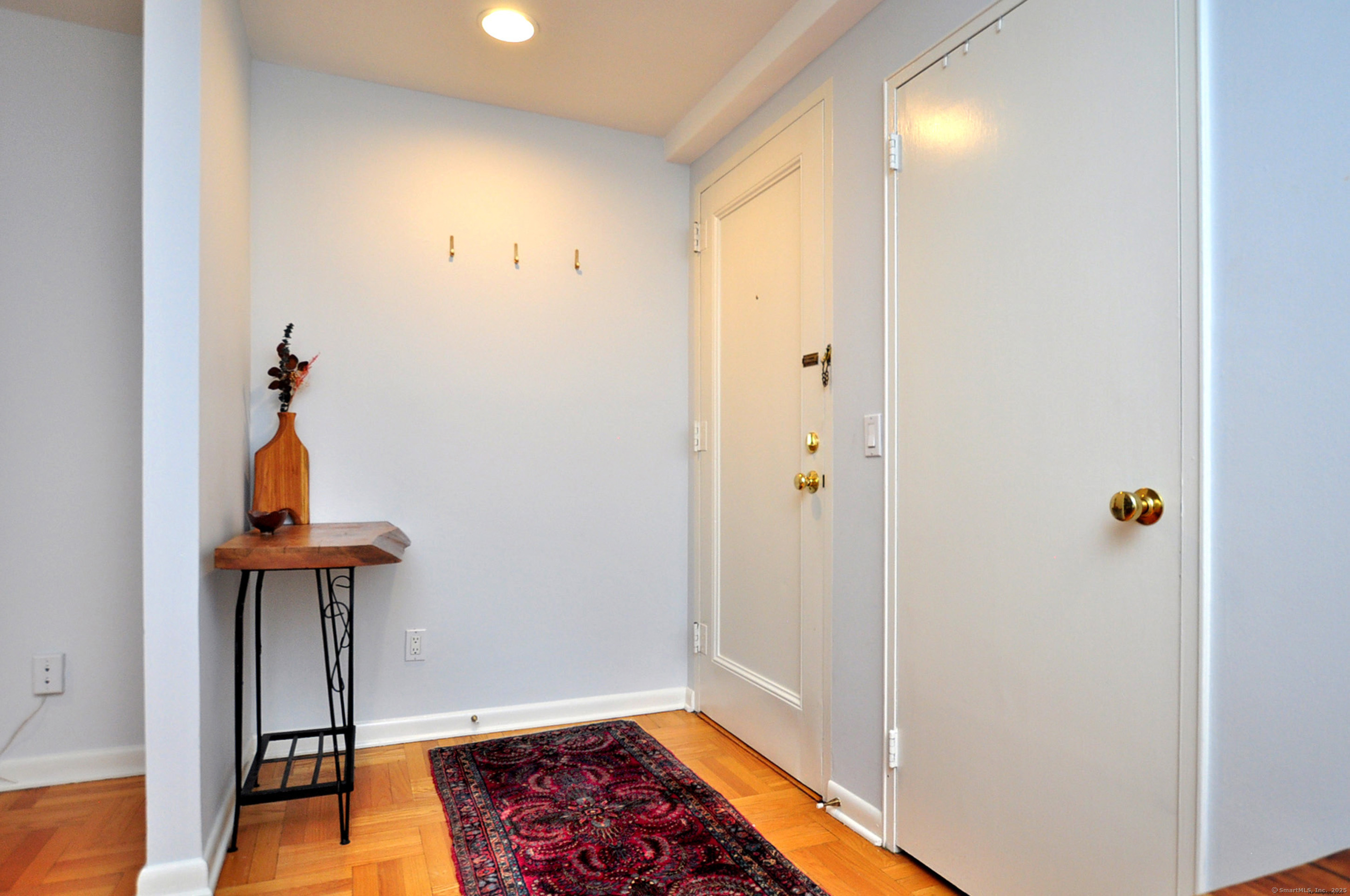 30 Outlook Avenue APT 208