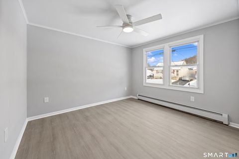 Tiny photo for 9 High Top Circle E, Hamden, CT 06514 (MLS # 24142810)