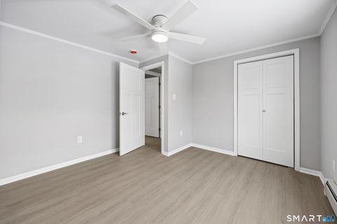 Tiny photo for 9 High Top Circle E, Hamden, CT 06514 (MLS # 24142810)