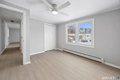 Tiny photo for 9 High Top Circle E, Hamden, CT 06514 (MLS # 24142810)