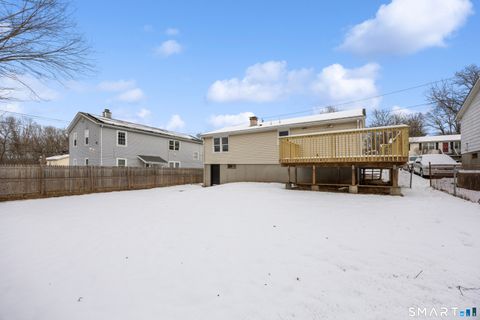 Tiny photo for 9 High Top Circle E, Hamden, CT 06514 (MLS # 24142810)
