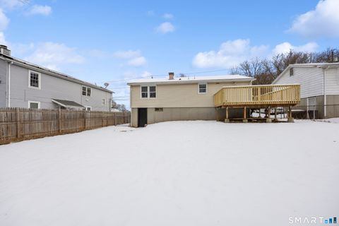 Tiny photo for 9 High Top Circle E, Hamden, CT 06514 (MLS # 24142810)