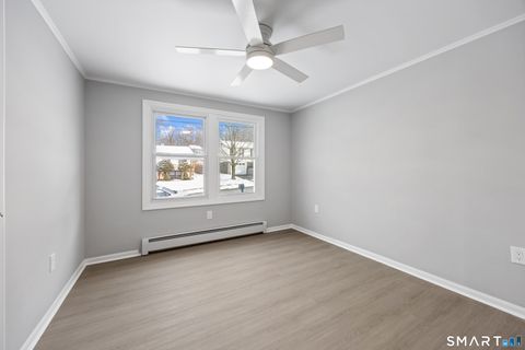 Tiny photo for 9 High Top Circle E, Hamden, CT 06514 (MLS # 24142810)