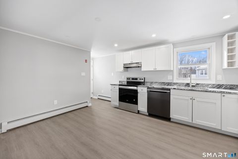 Tiny photo for 9 High Top Circle E, Hamden, CT 06514 (MLS # 24142810)