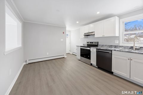 Tiny photo for 9 High Top Circle E, Hamden, CT 06514 (MLS # 24142810)