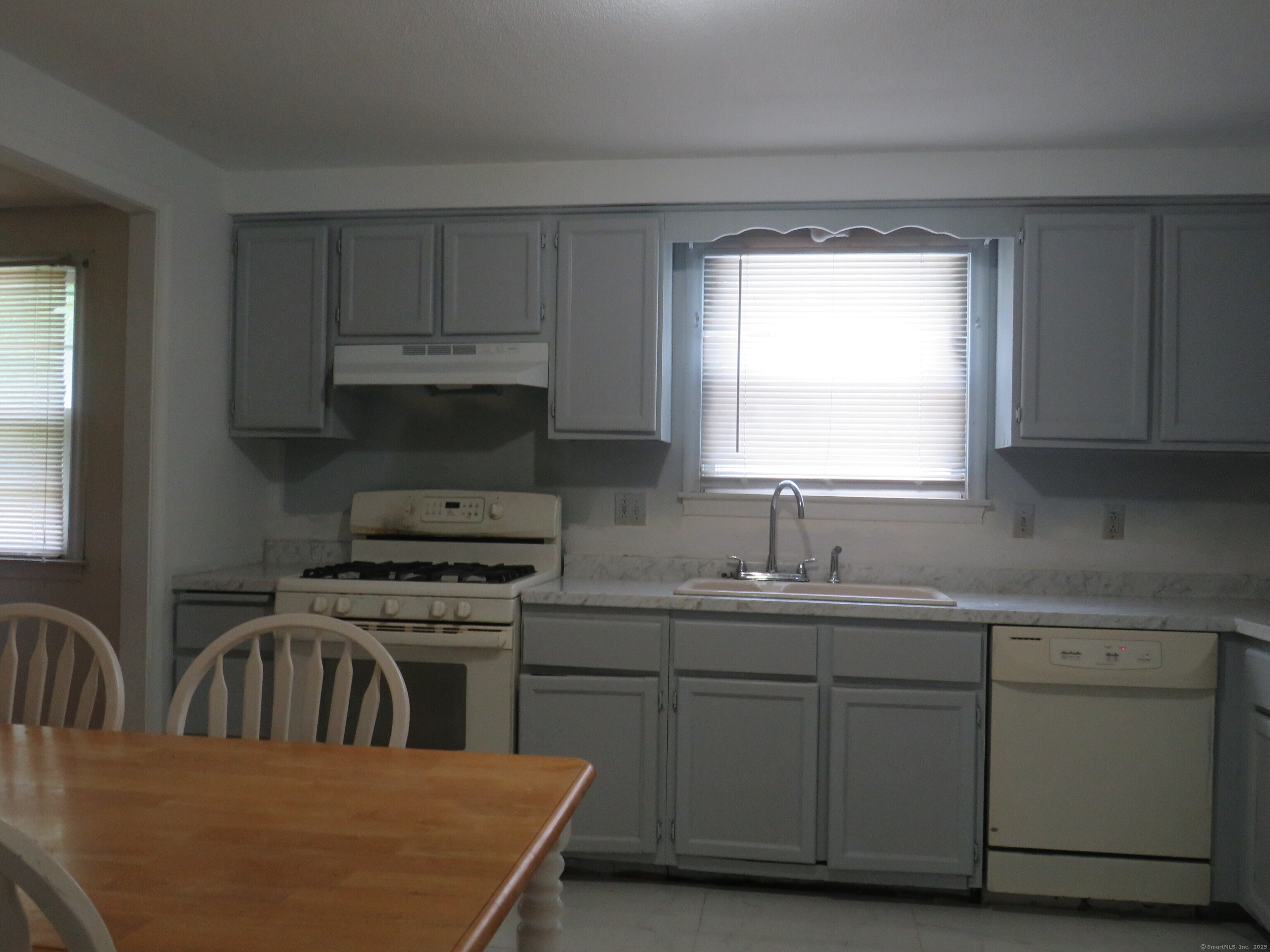 19 Cardston Circle