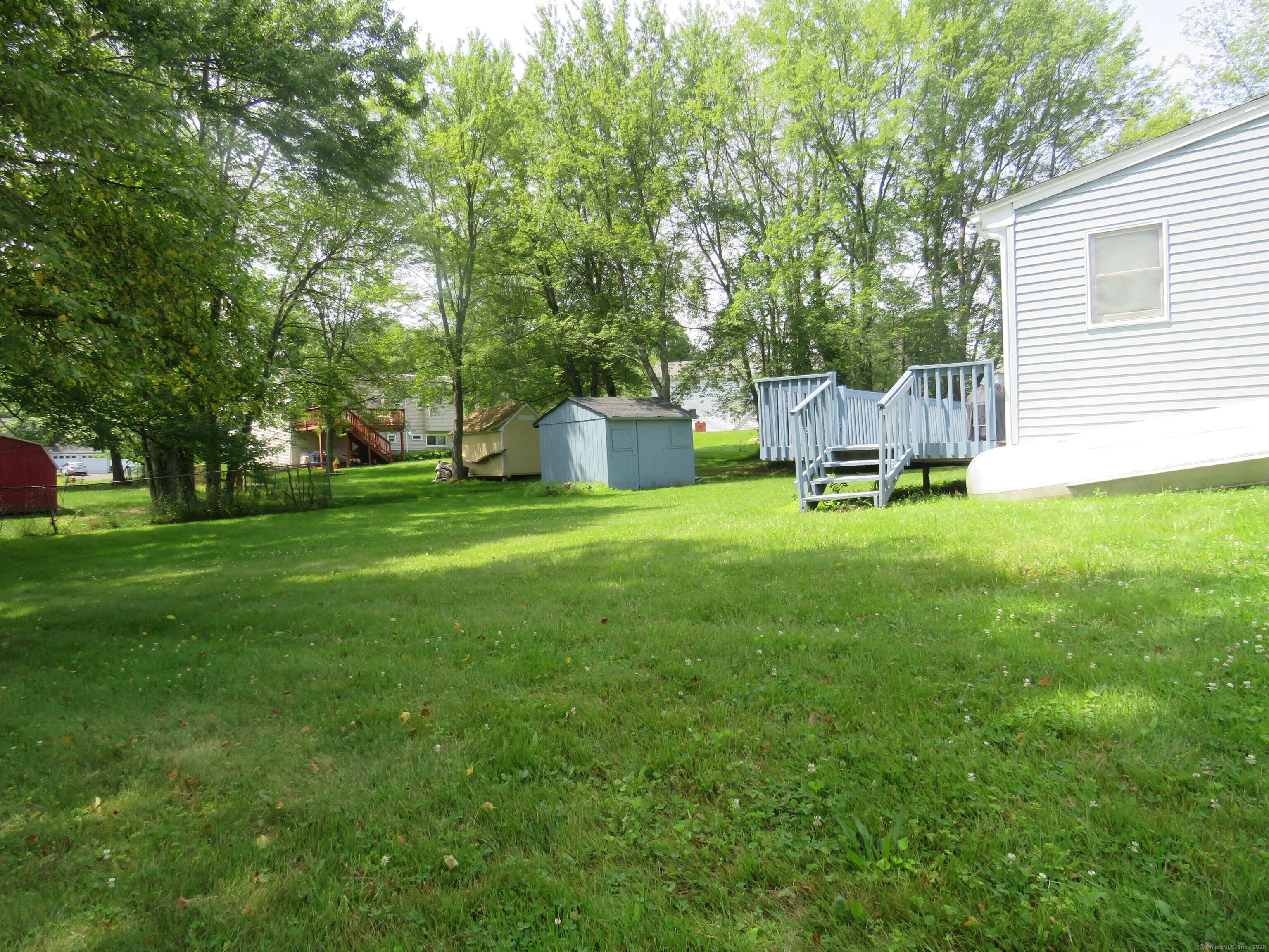 Windsor, Connecticut 06095, United States, 5 Bedrooms Bedrooms, ,3 BathroomsBathrooms,Residential,Active,157512