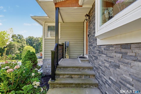 Tiny photo for 150 Suzanne Circle, Trumbull, CT 06611 (MLS # 24195625)