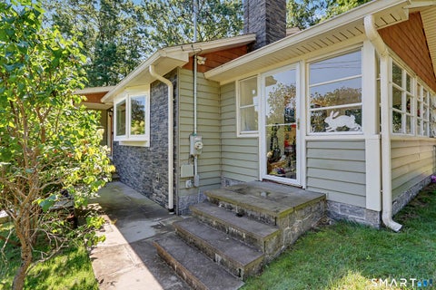 Tiny photo for 150 Suzanne Circle, Trumbull, CT 06611 (MLS # 24195625)