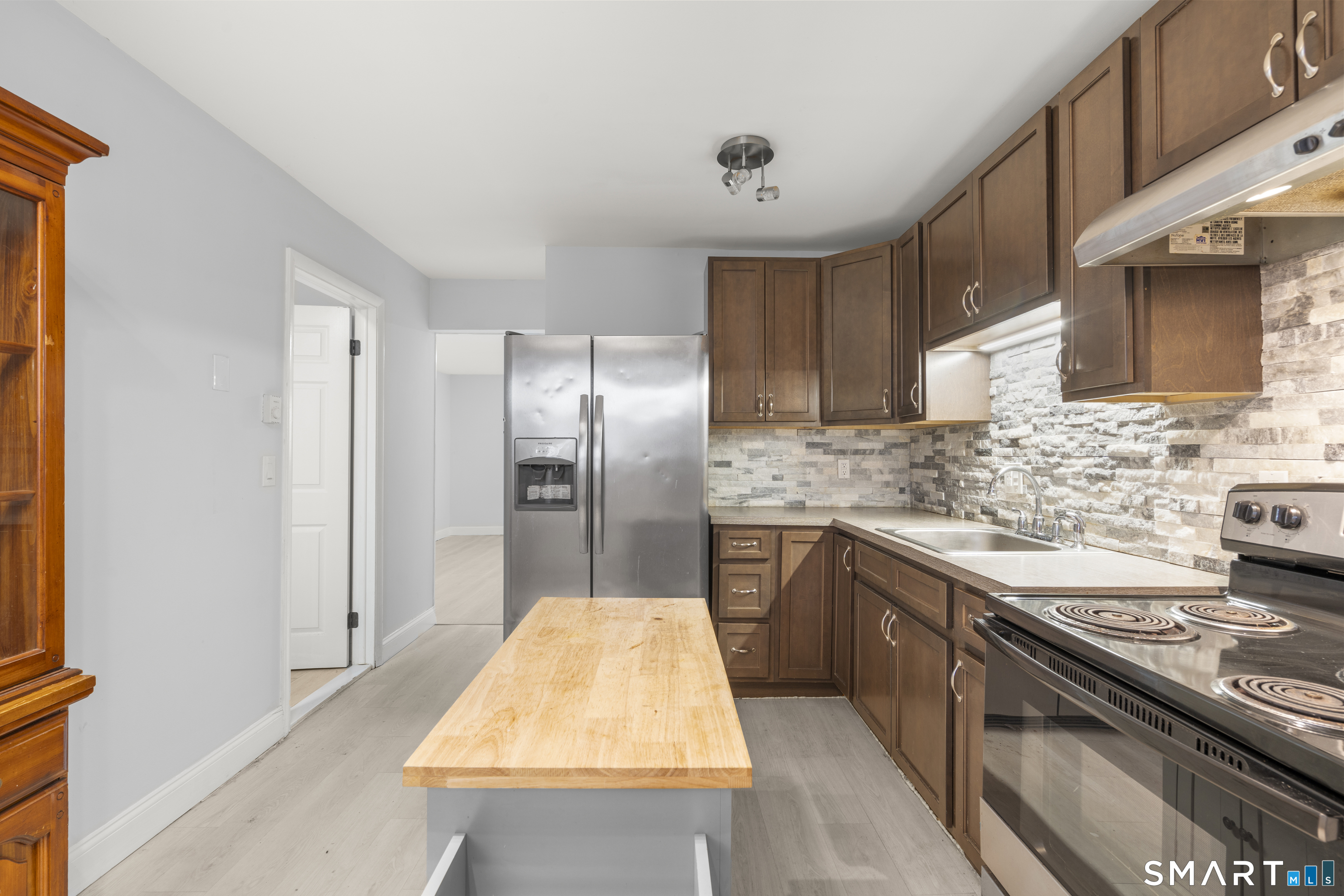 161 West Spring Street D2