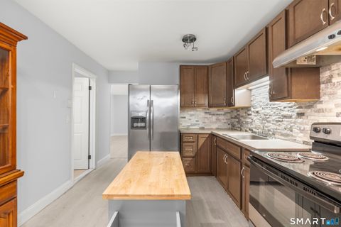 Tiny photo for 161 W Spring Street #D2, West Haven, CT 06516 (MLS # 24165101)