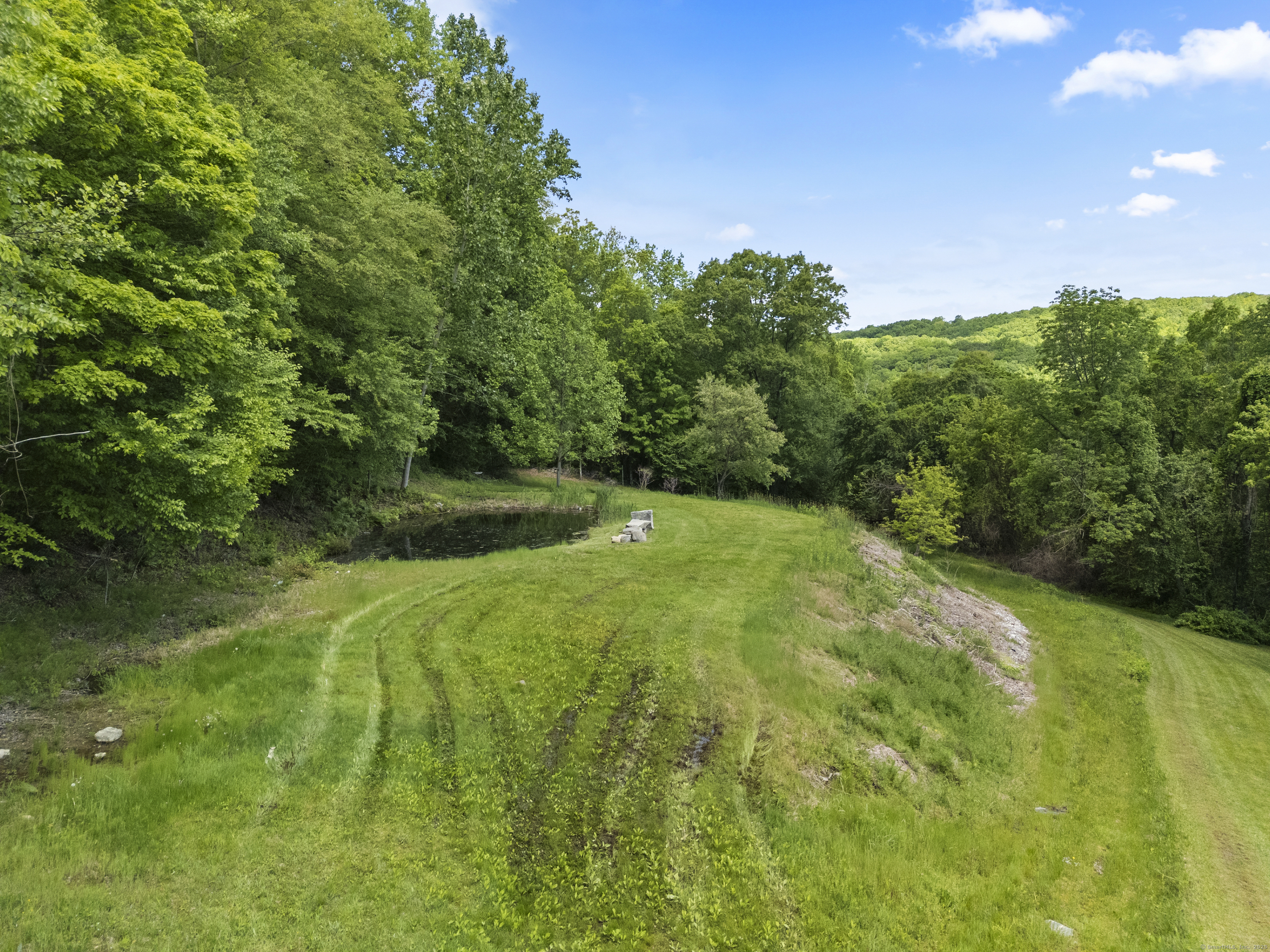 80 Walker Road, Montville, Connecticut image 37
