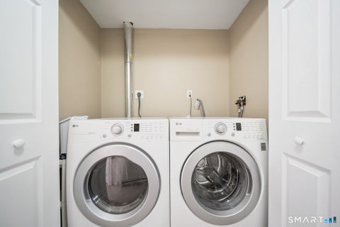 Tiny photo for 7 Taft Point #51, Waterbury, CT 06708 (MLS # 24202268)