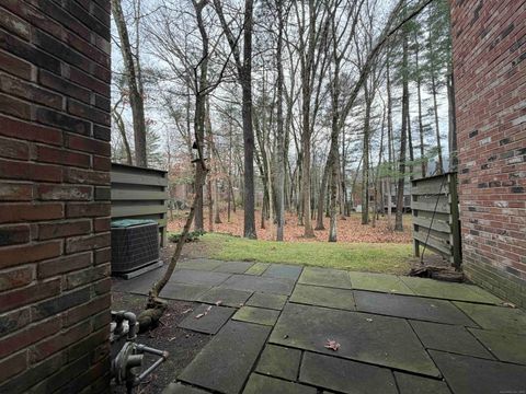 Tiny photo for 6 Tunxis Village #6, Farmington, CT 06032 (MLS # 24142655)