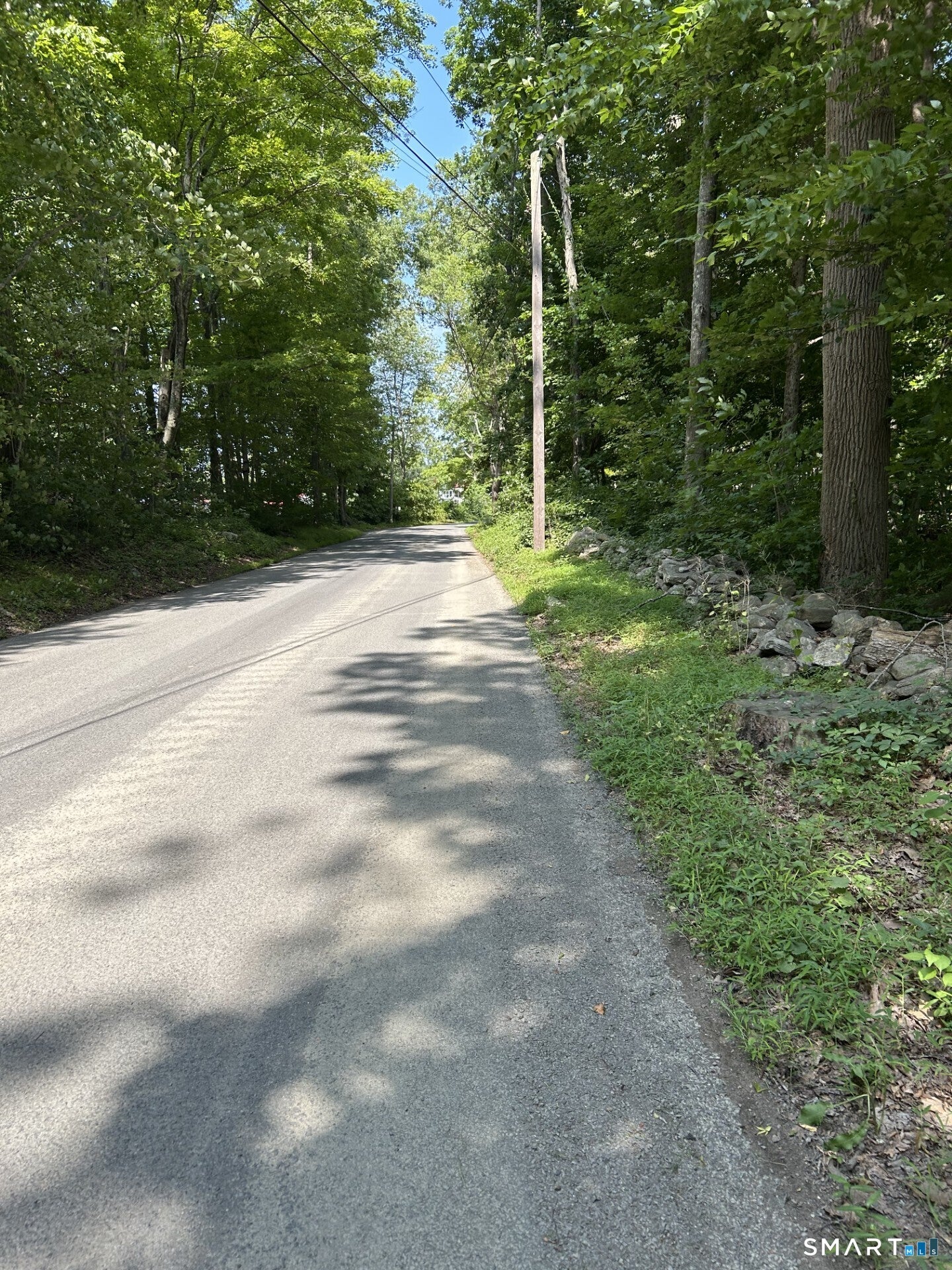 Pond Meadow Road 00