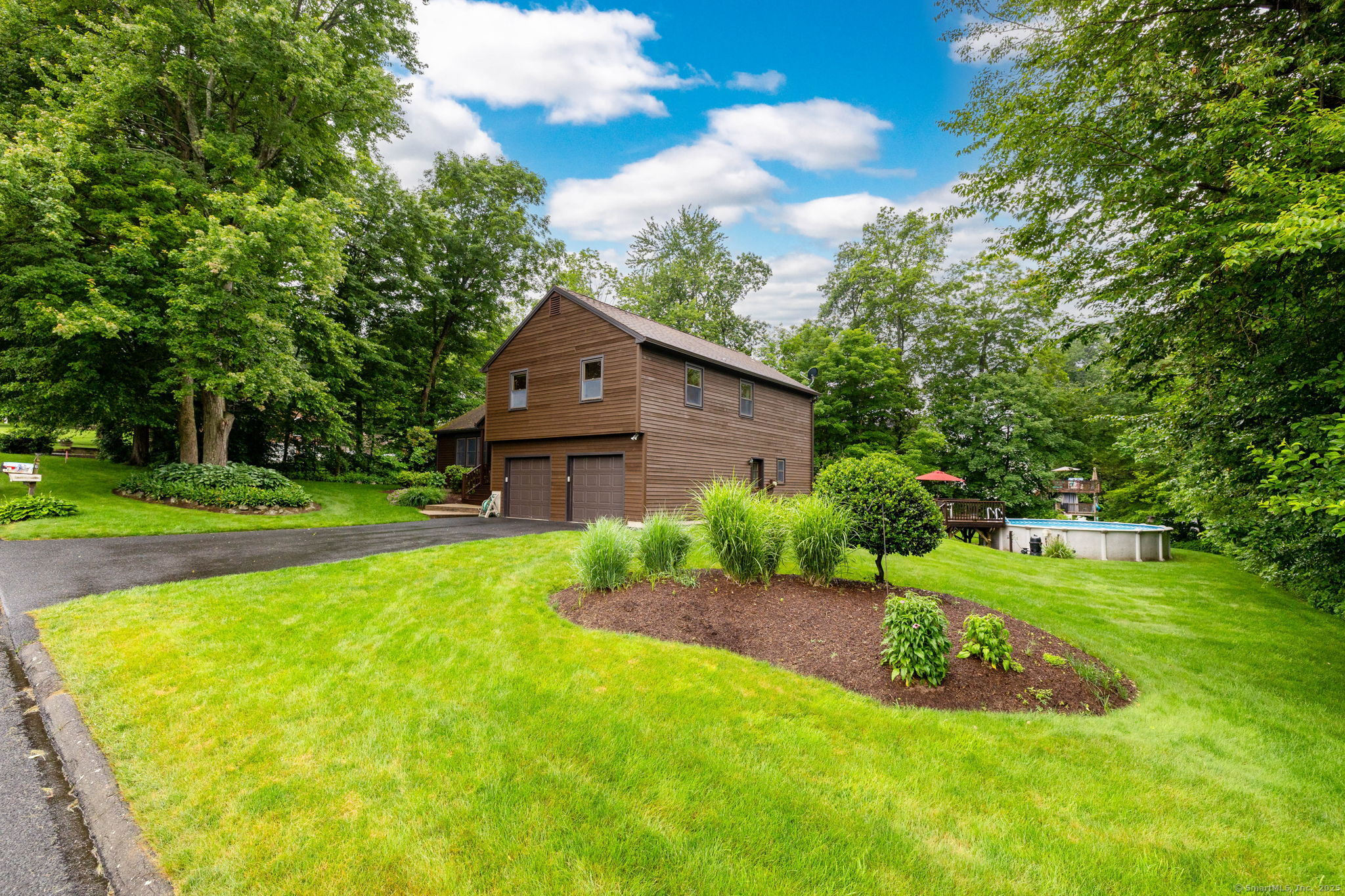 6 Old Sawmill Drive