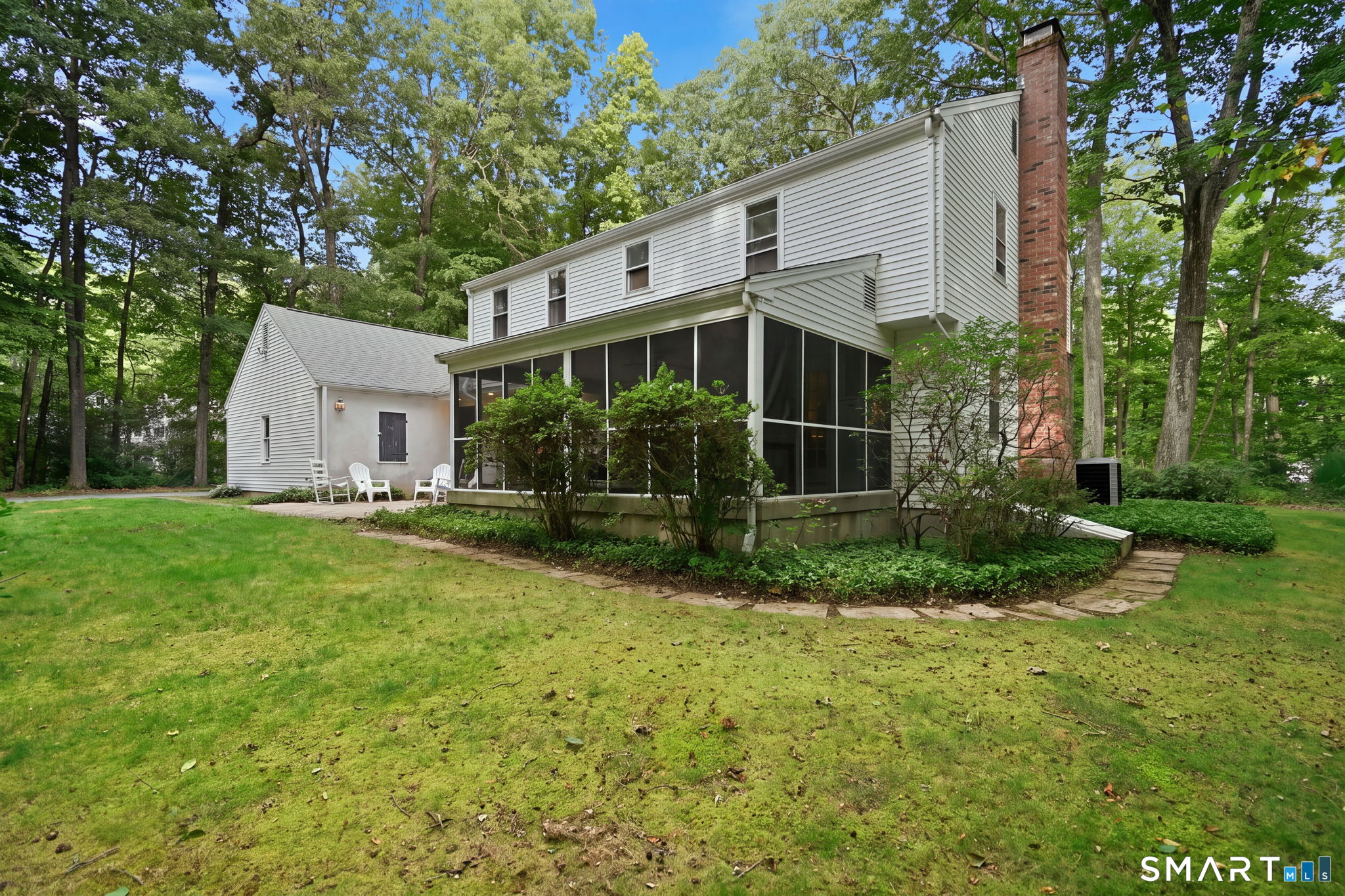 39 Laurel Lane