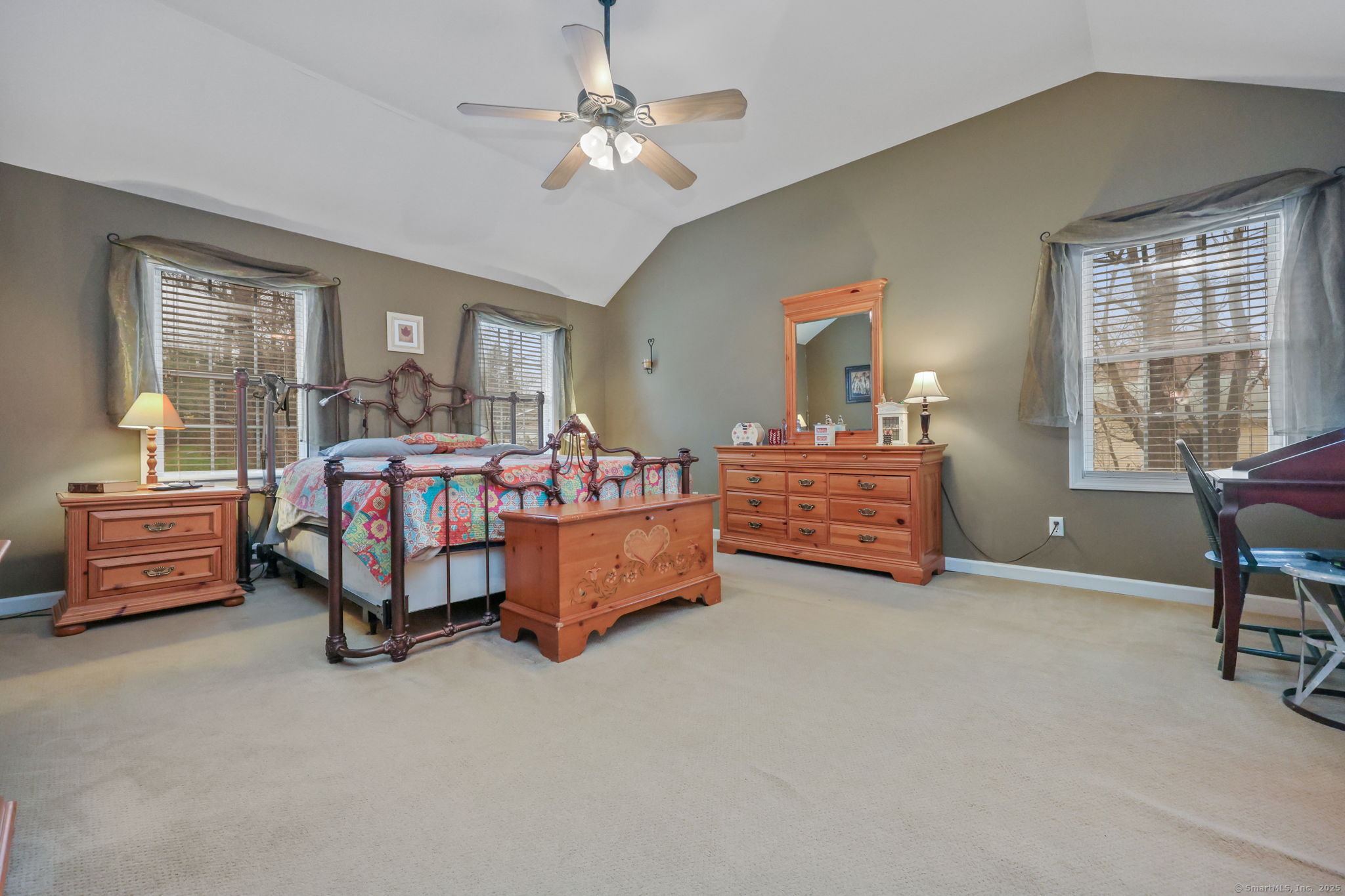 19 Elizabeth Street, Trumbull, Connecticut image 23