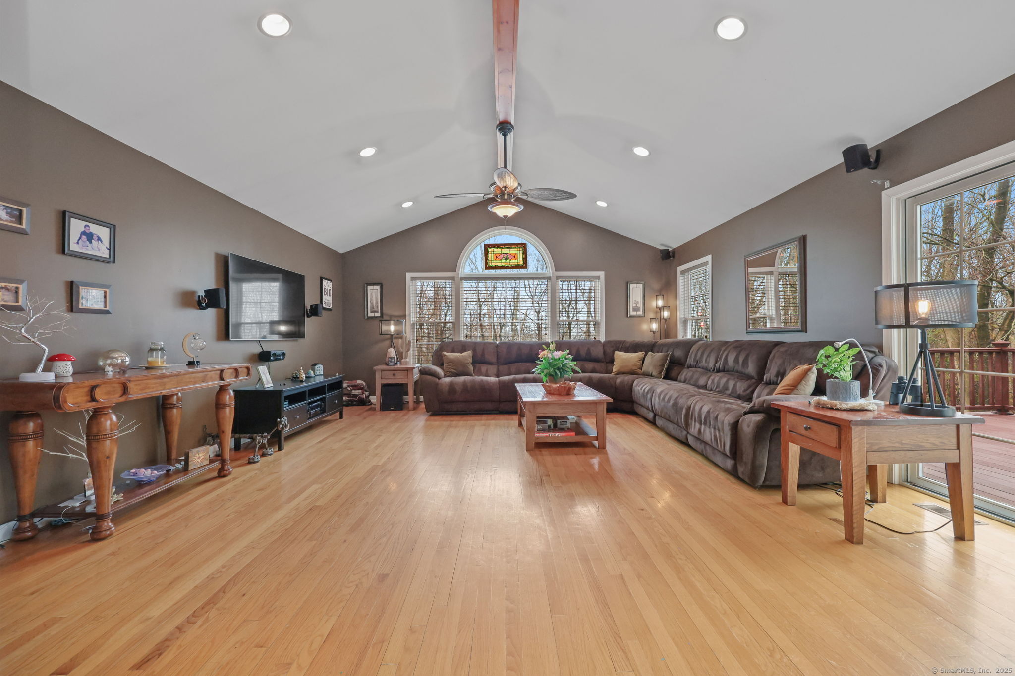 19 Elizabeth Street, Trumbull, Connecticut image 16