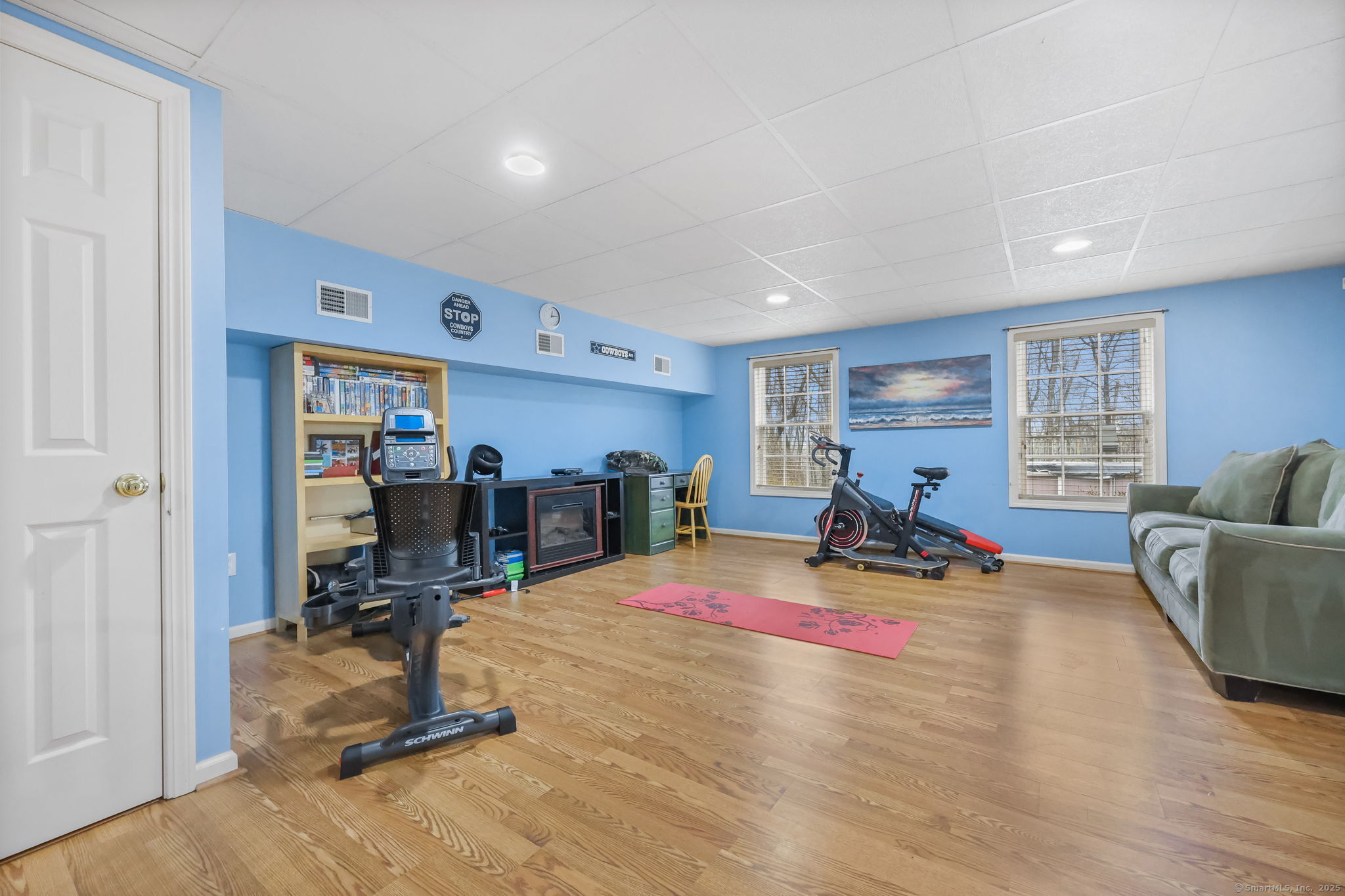 19 Elizabeth Street, Trumbull, Connecticut image 33