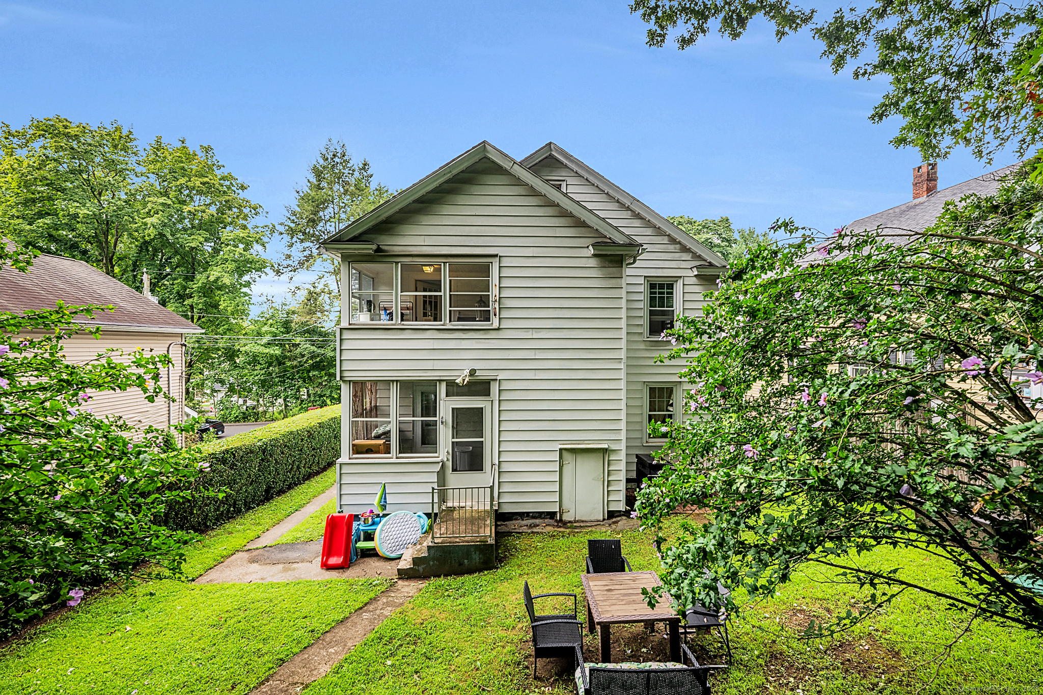 117 Golden Hill Street