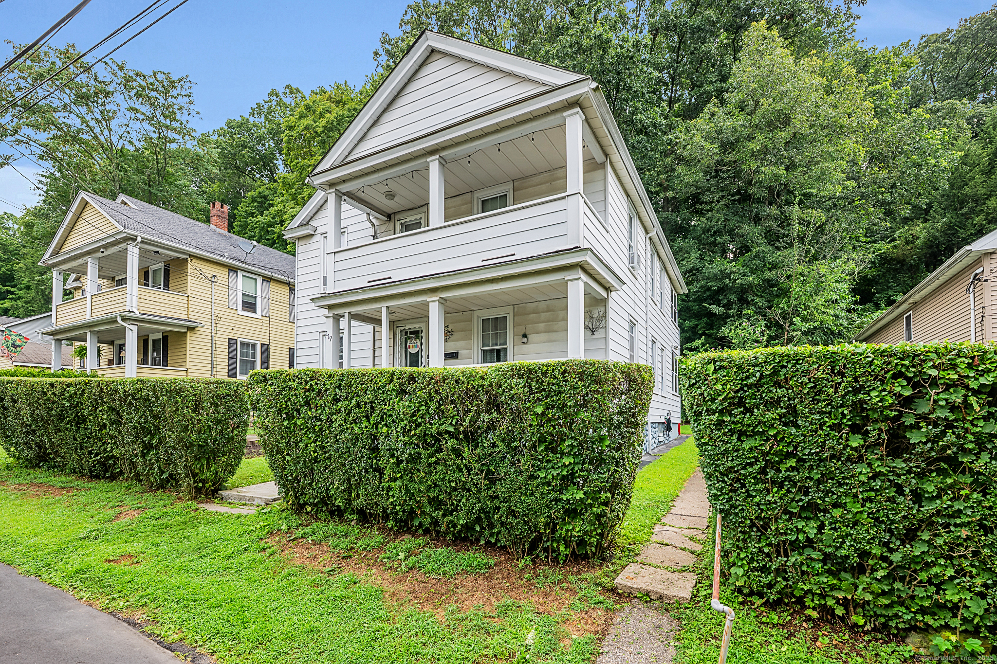 117 Golden Hill Street