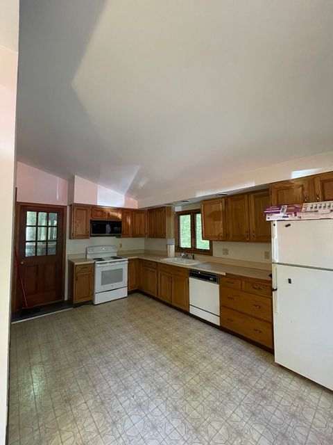 Tiny photo for 1142 Sperry Road, Cheshire, CT 06410 (MLS # 24136098)