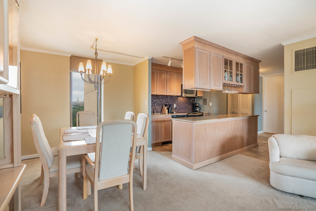 Hartford, Connecticut 06103, United States, 1 Bedroom Bedrooms, ,1 BathroomBathrooms,Residential,Active,165567