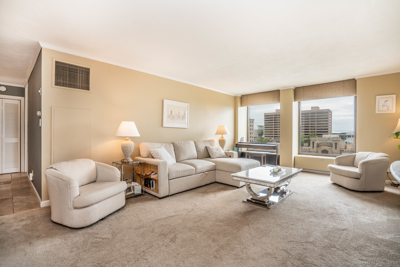 Hartford, Connecticut 06103, United States, 1 Bedroom Bedrooms, ,1 BathroomBathrooms,Residential,Active,165567